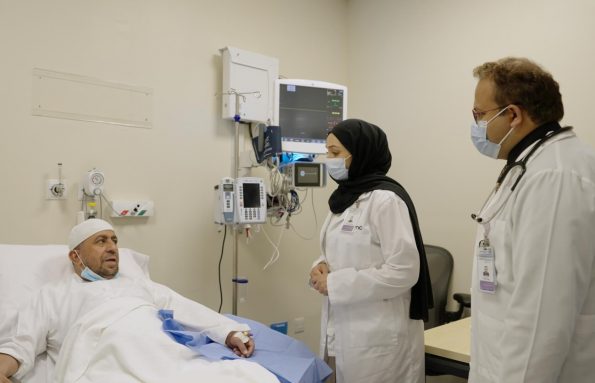 وحدة “فصادة الدم” الجديدة في مدينة الشيخ شخبوط الطبية ترحب بأول مرضاها